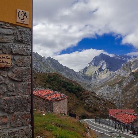 Casa Rural La Cabana Del Valleyu Sotres Zewnętrze zdjęcie